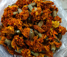 Load image into Gallery viewer, Dried Marigold Flowers, www.skyloomweavers.com

