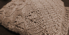 Load image into Gallery viewer, Conchos Shawl, www.skyloomweavers.com

