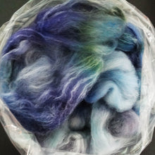 Load image into Gallery viewer, Polwarth/Silk Blend, African Blue Basil, www.skyloomweavers.com
