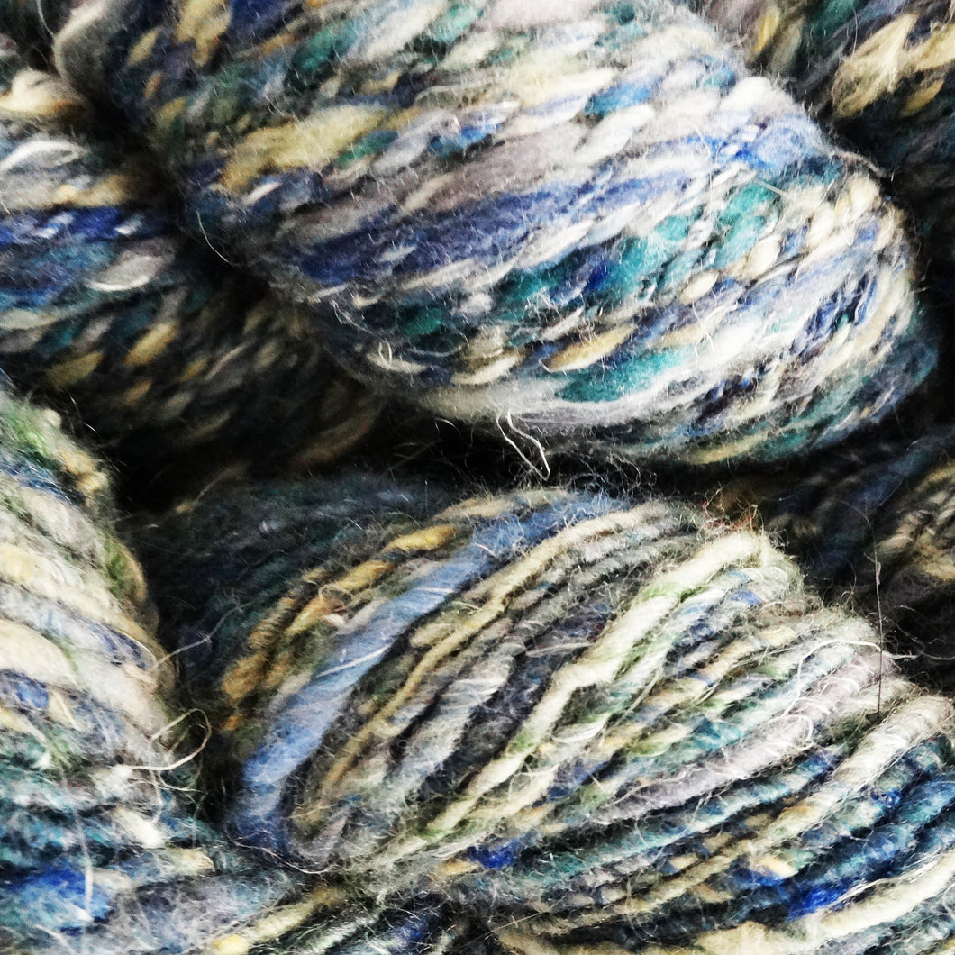 Hand Spun Yarn - Two Ways, www.skyloomweavers.com